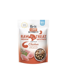 BRIT Care Raw Treat Indoor Antistress 40 g gustare liofilizata cu pui, probiotice si extract de roinita pentru pisici adulte