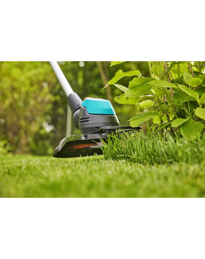 GARDENA Masina de tuns cu baterie EasyCut 23 / 18V P4A, Set gata de utilizare