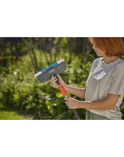 GARDENA Cleansystem perie tare pentru suprafete mari, rezistente la uzura